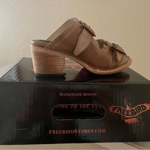 Freebirds brand new never worn slip ones beige with buckles size 7